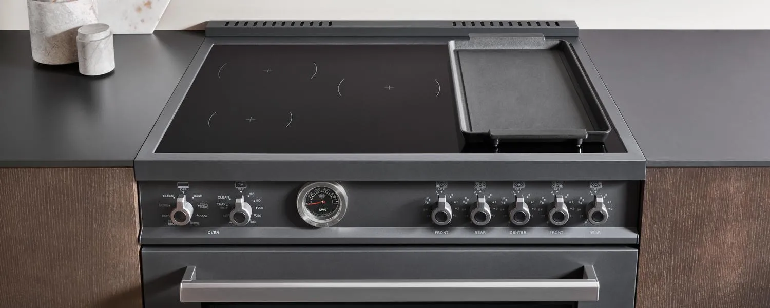 Bertazzoni PRO365ICFEPART 36 Inch Induction Range. 5 Heating Zones And Cast Iron Griddle. Electric Self-Clean Oven Arancio