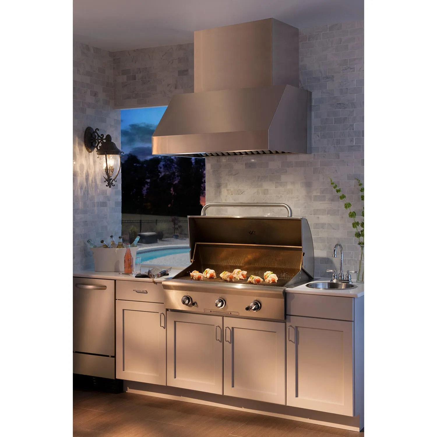 Broan EPD6142SS Broan 42-Inch Pro-Style Outdoor Range Hood. 1100 Cfm. Stainless Steel