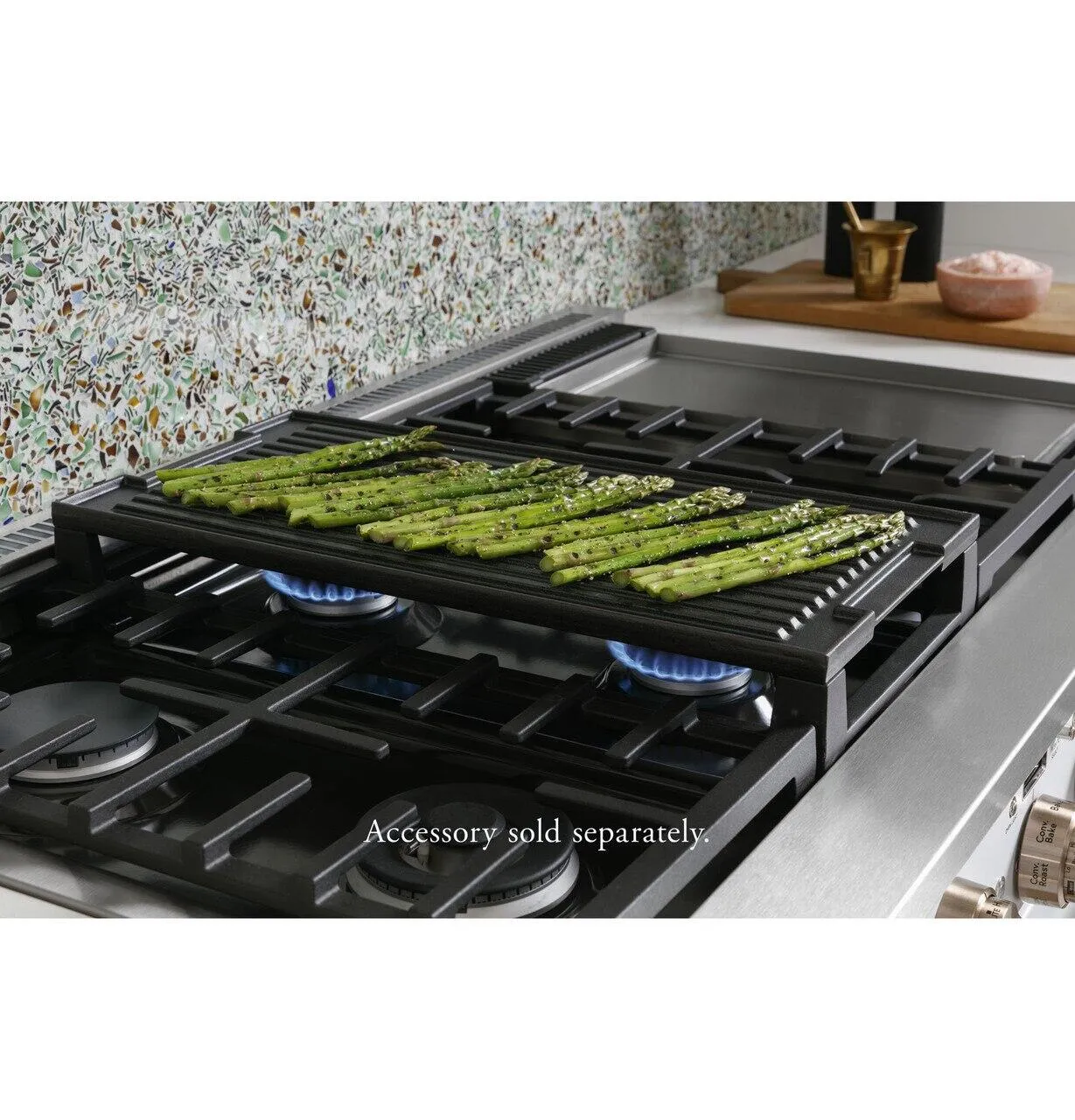 Cafe C2Y366P2TS1 Caf&#8482; 36 Smart Dual-Fuel Commercial-Style Range With 6 Burners (Natural Gas)