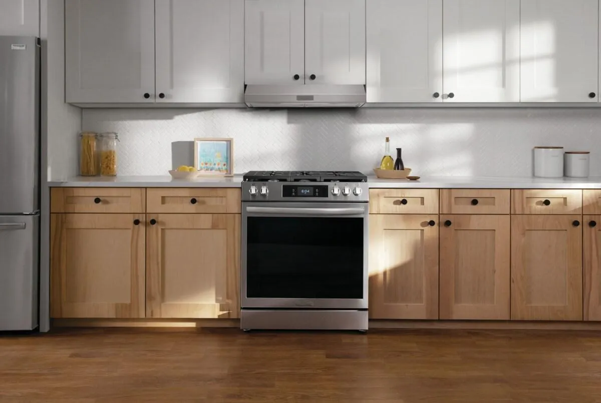 Frigidaire FCVW3052AS Frigidaire Undercabinet 30 Ventilation Hood