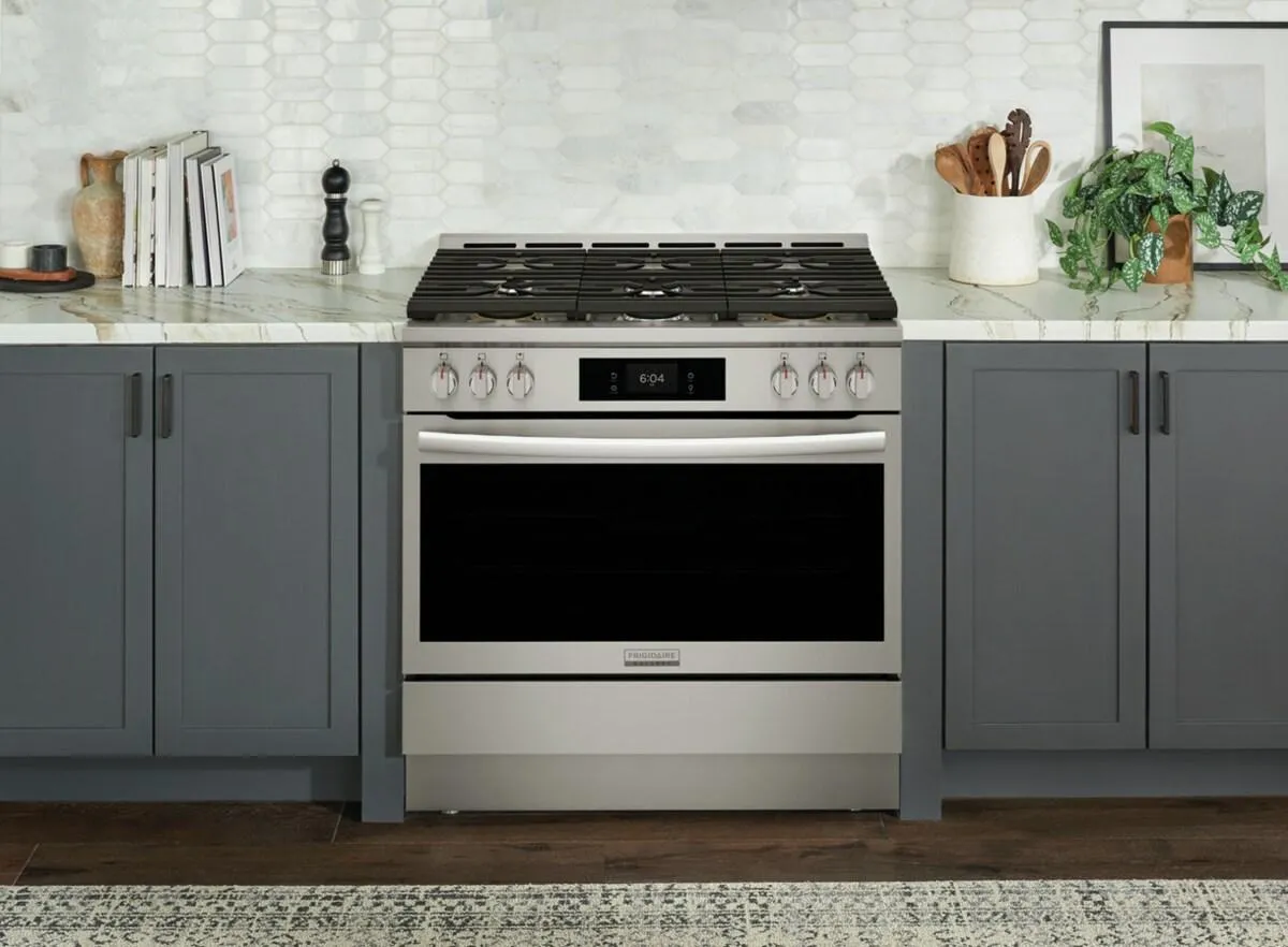 Frigidaire GCFD3661AF Frigidaire Gallery 36 Dual-Fuel Range With Air Fry