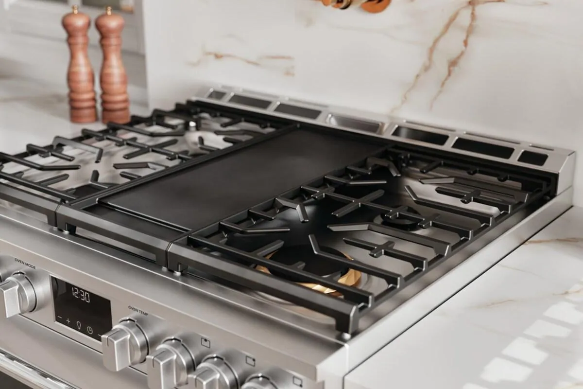 Frigidaire PCFG3080AF Frigidaire Professional 30 Gas Range With No Preheat And Air Fry