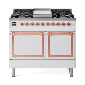 Ilve UND40FQNMPWHPLP Ilve Und40Fqnmpwhplp Nostalgie Ii Noblesse 40 Dual Fuel Range (Liquid Propane. Solid Door. White. Copper)