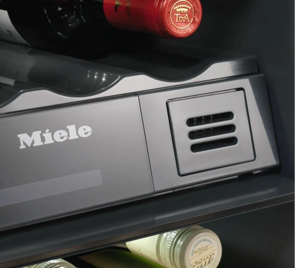 Miele KWT6322UG OBSIDIAN BLACK GLASS Kwt 6322 Ug - Built-Under Wine Storage Unit With Flexiframe And Push2Open For Greater Versatility And Top-Quality Design.