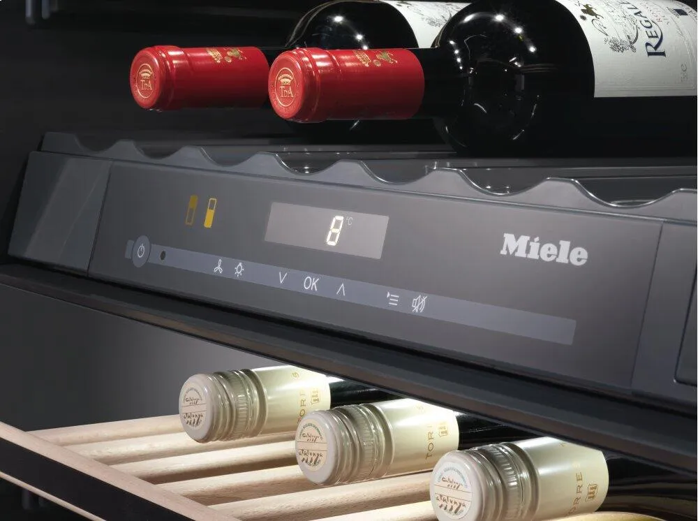 Miele KWT6322UG OBSIDIAN BLACK GLASS Kwt 6322 Ug - Built-Under Wine Storage Unit With Flexiframe And Push2Open For Greater Versatility And Top-Quality Design.