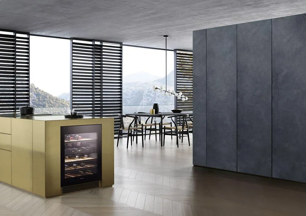 Miele KWT6322UG OBSIDIAN BLACK GLASS Kwt 6322 Ug - Built-Under Wine Storage Unit With Flexiframe And Push2Open For Greater Versatility And Top-Quality Design.