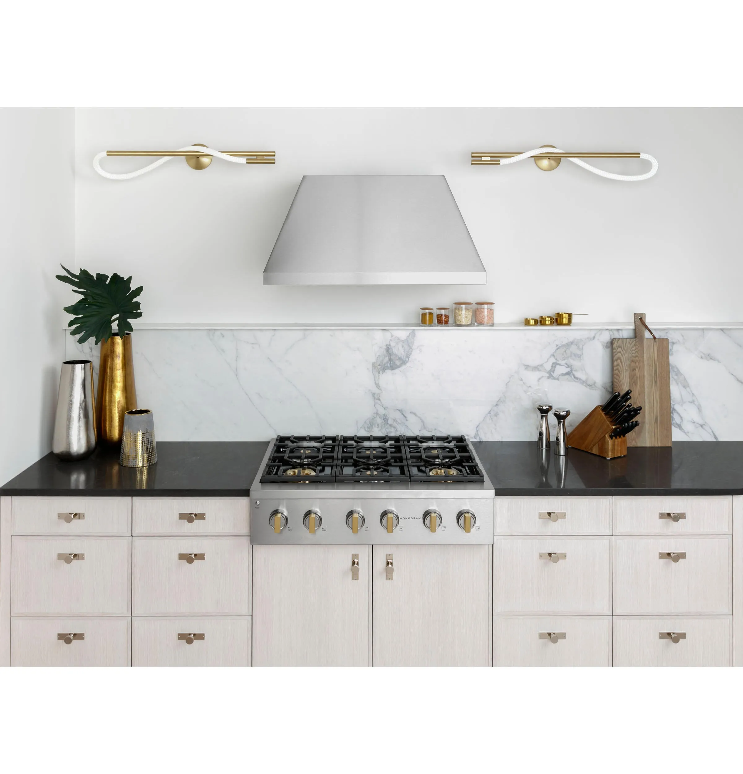 Monogram ZGU366NTSS Monogram 36 Professional Gas Rangetop With 6 Burners (Natural Gas)