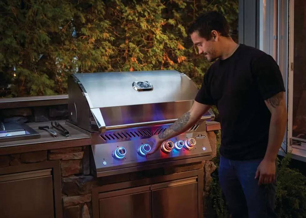 Napoleon Bbq BIG32RBNSS1 Built-In 700 Series 32 With Infrared Rear Burner . Natural Gas. Stainless Steel