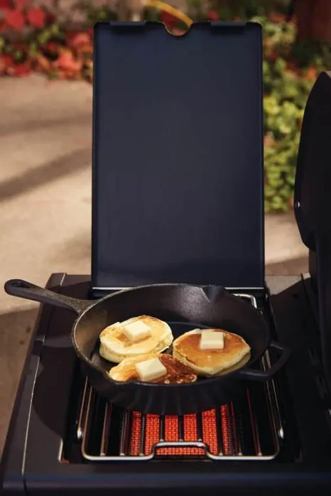 Napoleon Bbq RSE425RSIBNK1PHM Phantom Rogue Se 425 Rsib With Infrared Side And Rear Burners . Natural Gas. Satin Black