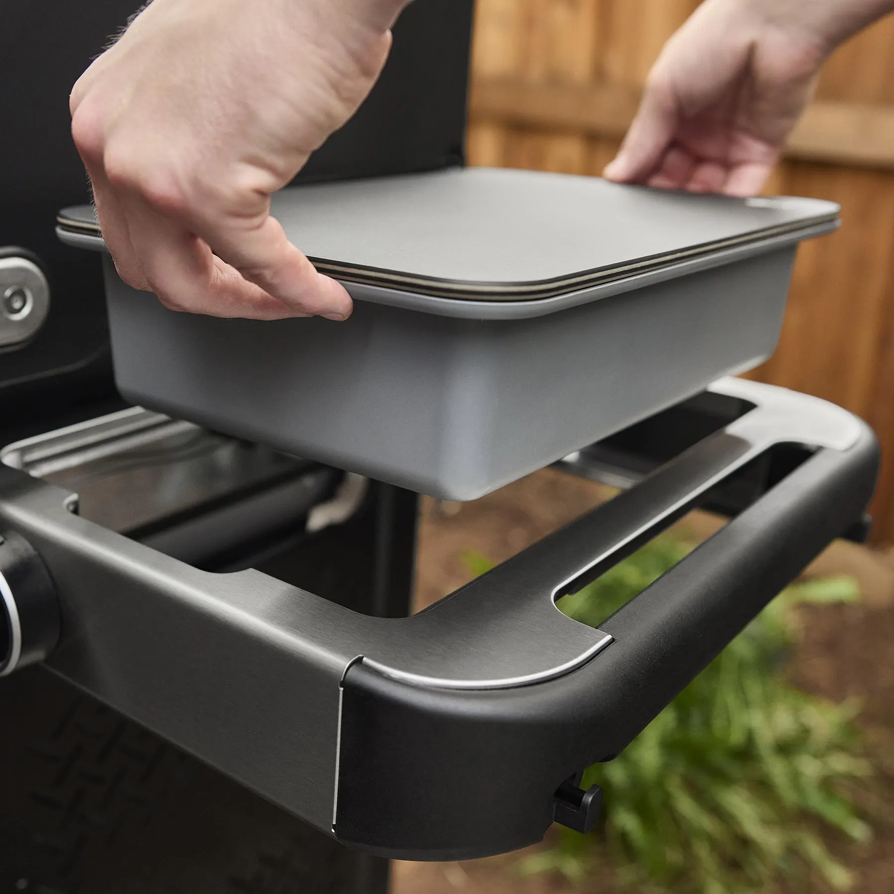 Weber 1500792 Spirit Ep-325 Gas Grill (Liquid Propane) - Black