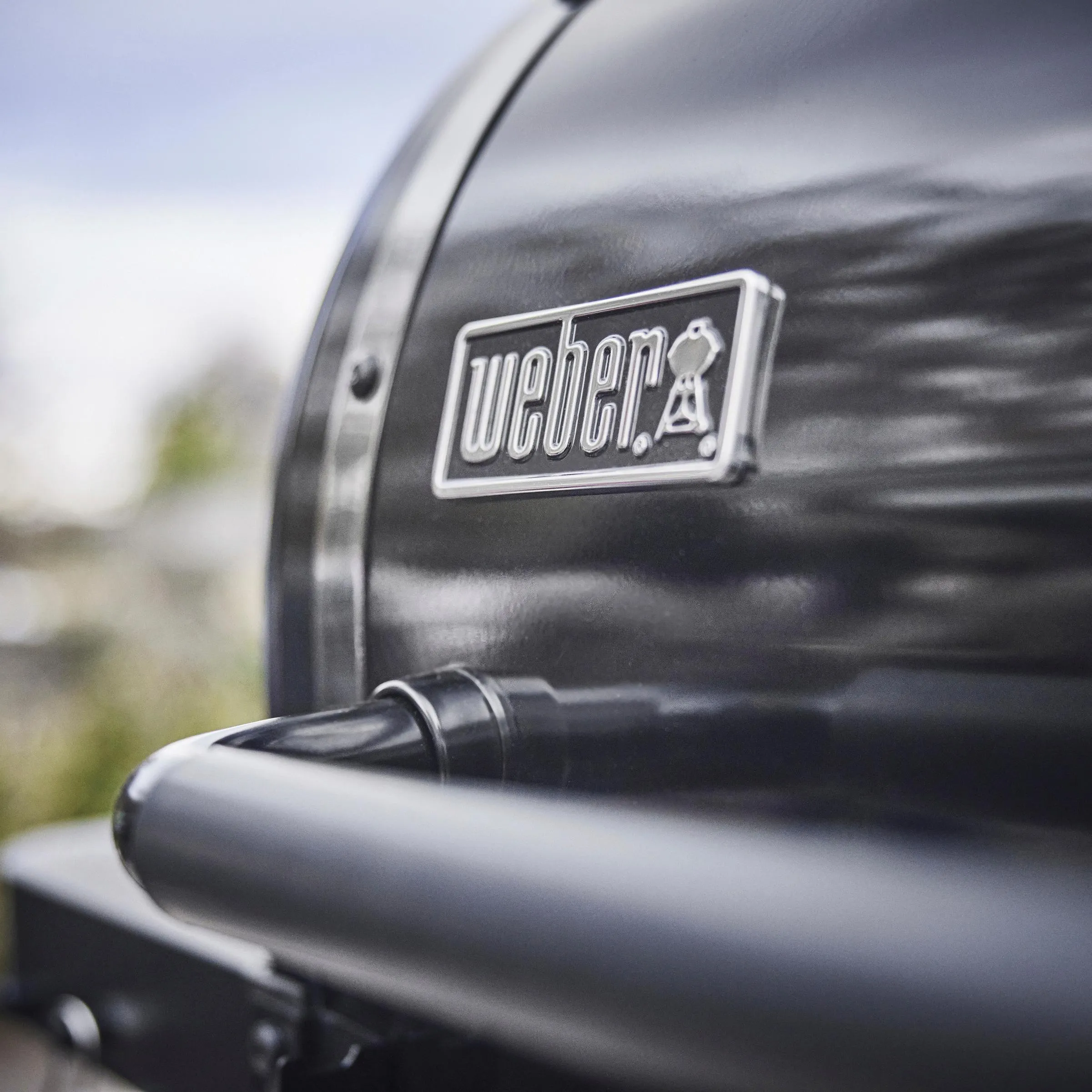 Weber 23722001 Smokefire Sear  Elx6 Wood Fired Pellet Grill - Black
