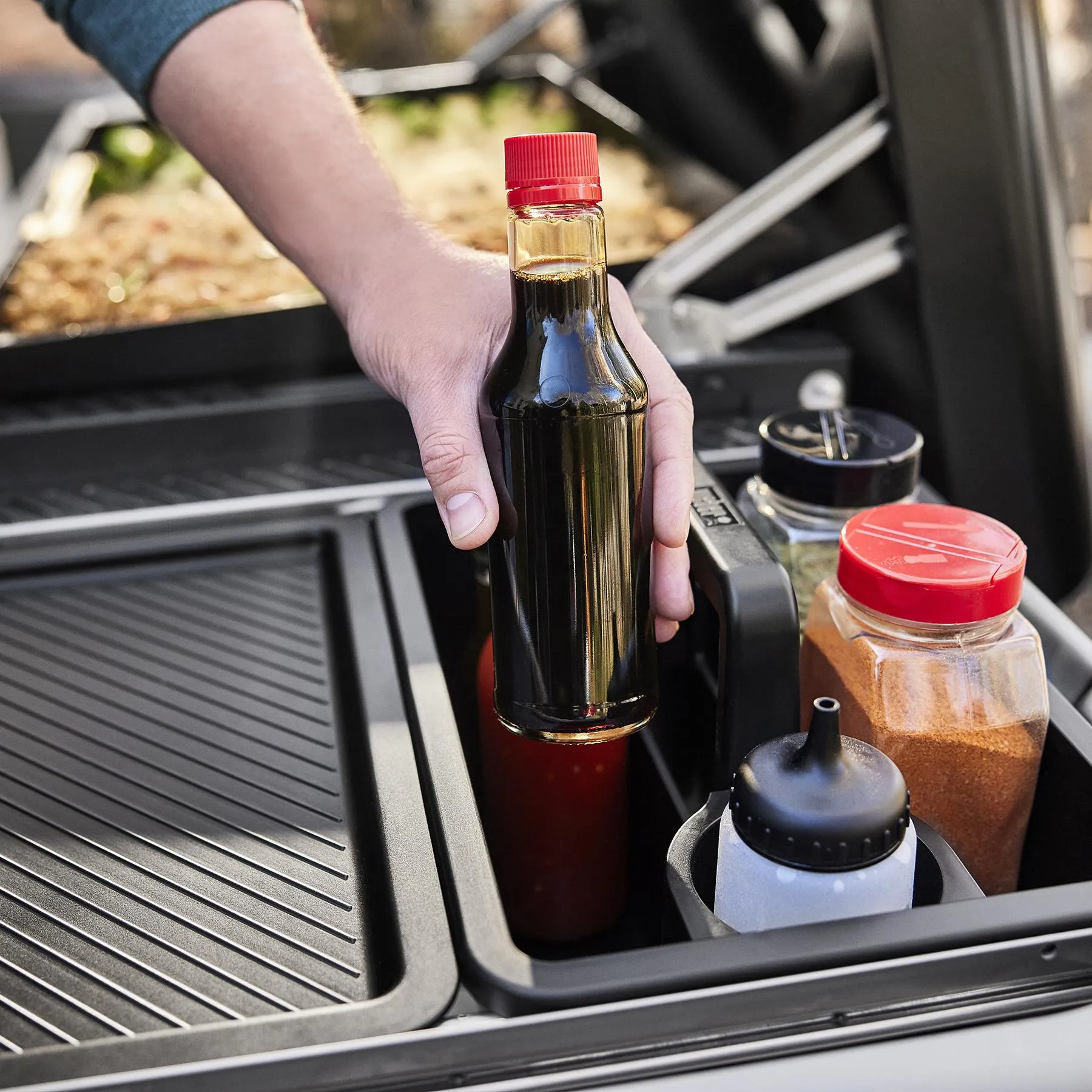 Weber 3400128 Weber Works&#8482; Caddy With Tray Lid
