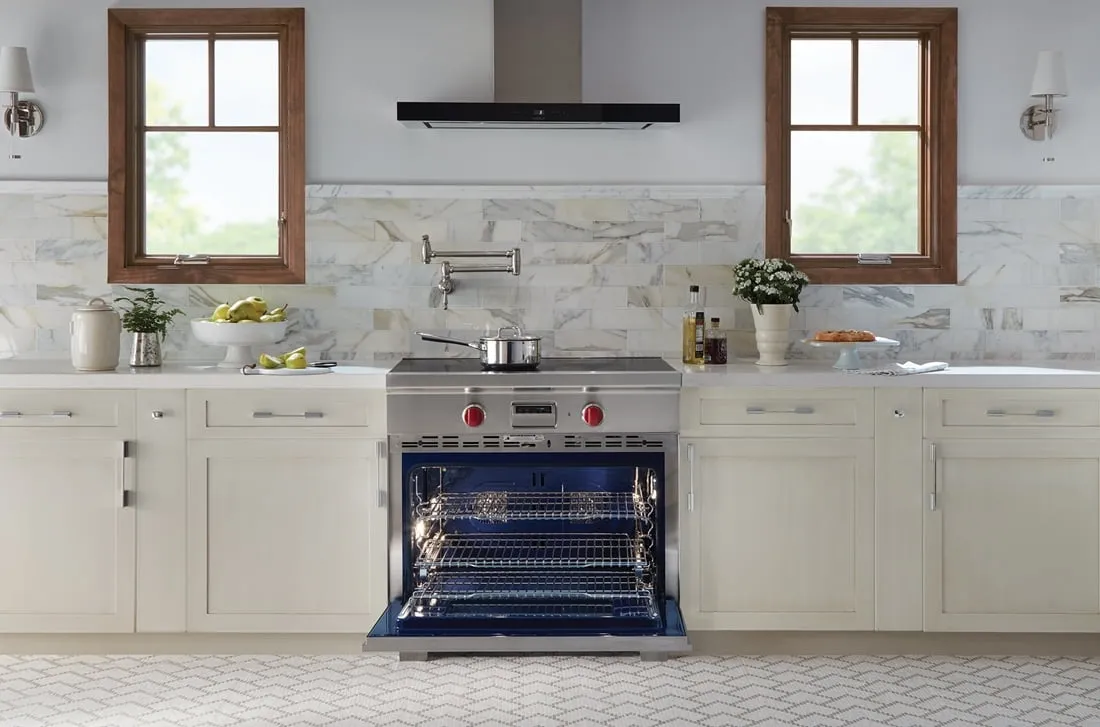 Wolf IR365PESPH 36 Professional Induction Range